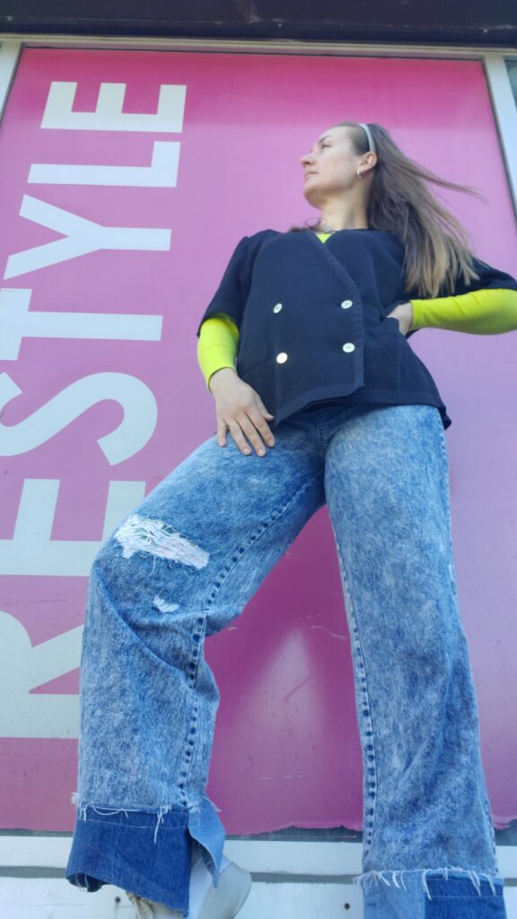 THRIFT WITH ME Clothes for upcycle projects Discovering treasures