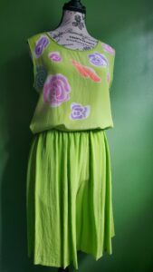 Top & Shorts 100% SILK SET Vintage HIVE size M